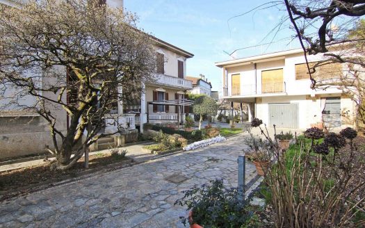 Meda – Edificio Storico Disposto Su Due Livelli (ME-PI)