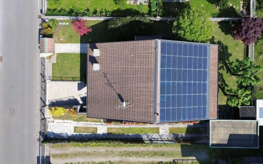 Via Del Galletto – Villa Singola Su Unico Livello Con Giardino Privato, Mansarda, Taverna E Doppio Box Auto (CO-BZ)