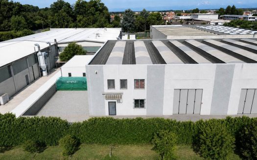 Capannone Moderno A Misinto Con Ampia Area Esterna (MI-M-CAP)
