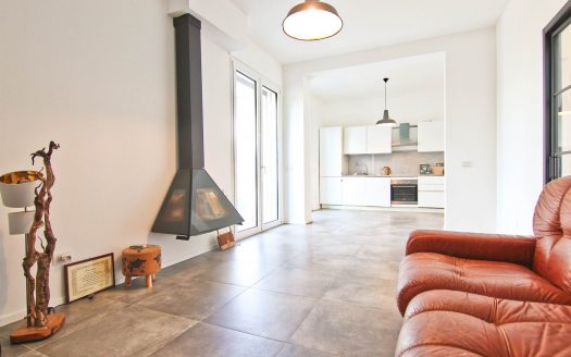 Villa Singola Ristrutturata In Classe A4 – Cogliate (CO-RU)