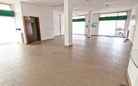 Ufficio/locale Commerciale In Affitto– Posizione Strategica (CO-DP-AFF)