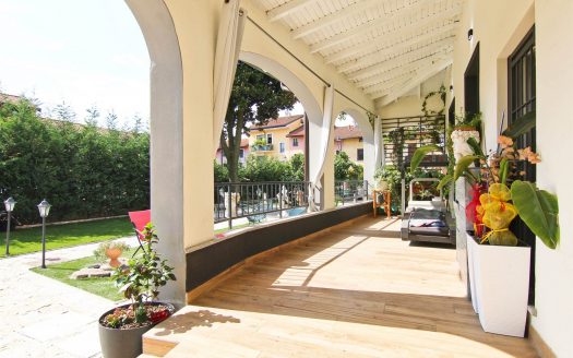 Villa Ristrutturata Con Giardino E Box – Lazzate Centro (LA-MV)