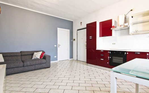 Bilocale Arredato Senza Spese Condominiali – Centro Paese (CO-FRC)