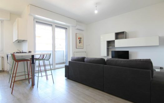Bilocale Arredato Con Terrazzino, Cantina E Aria Condizionata – Libero Subito (SAS-AFF)